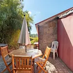Casa De Andrães Camélias * Marco de Canavezes