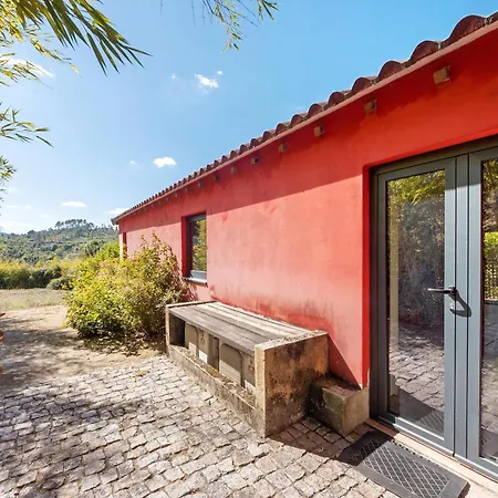 Casa De Andrães Camélias Hébergement de vacances *